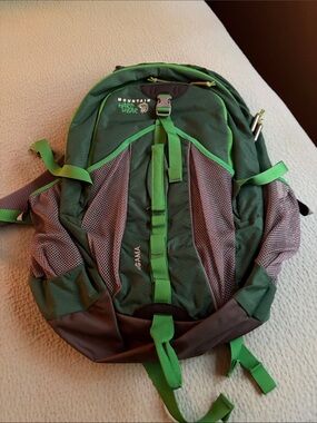 Mountain Hardwear Agama 31L Green Backpack - Men's Outdoor Daypack
